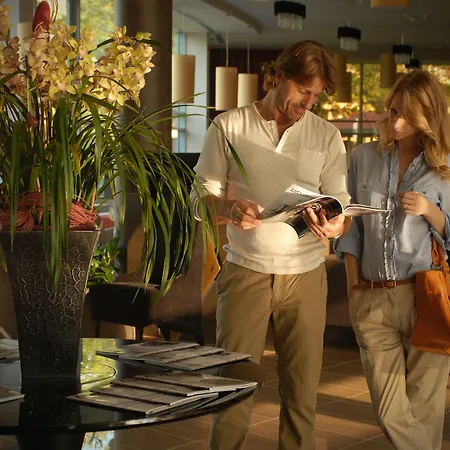 Azur Hotel