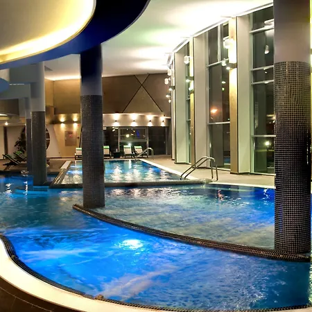 Azur Hotel