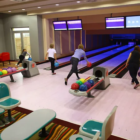 Azur Ξενοδοχείο 3*