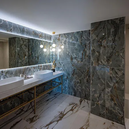 Azur Ξενοδοχείο 3*