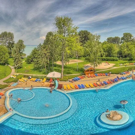 Hotel Azur 3*
