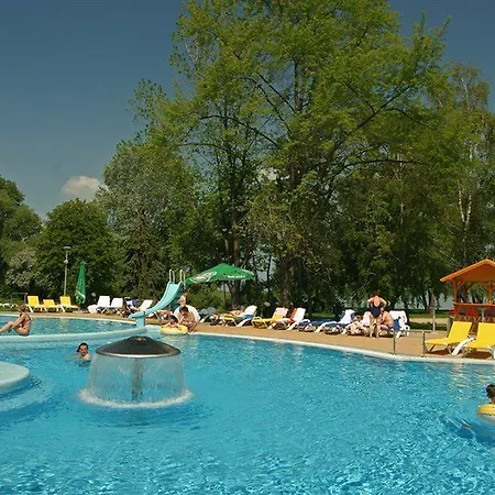 فندق Azur Premium